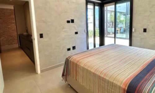 21381f27-c7c8-4a8f-a828-7db88a7cd3fb