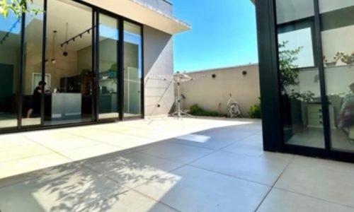 8994ccdd-4dcd-4198-baf3-d4f4060bde08