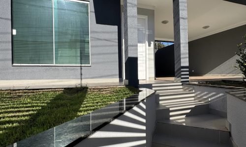 93FF9A5F-20AB-4AFC-8E0E-5001742CB7A6