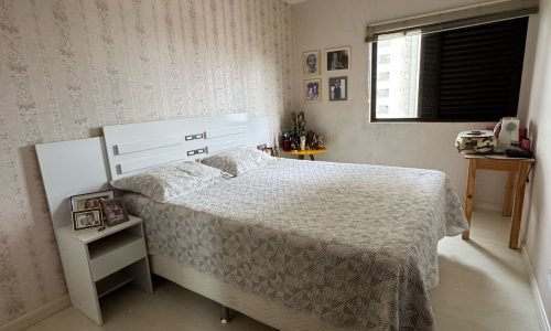 b2c2ef70-3401-4bf4-aea5-b236e36c13a3