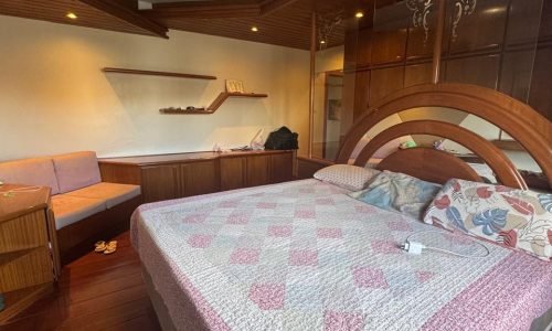 e24ebc38-02b1-48d2-a325-9f79f1a30385